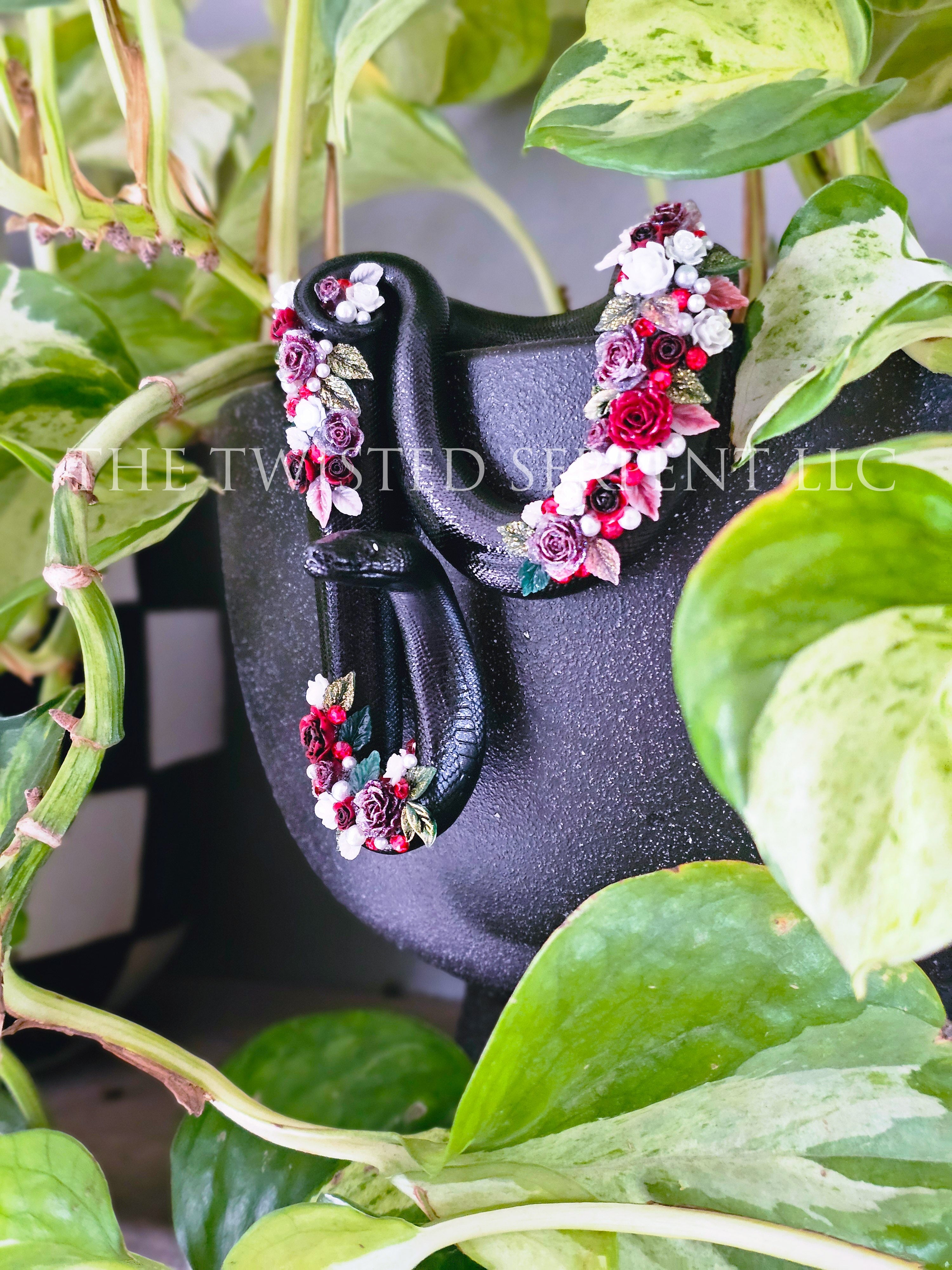 Black Floral Friend Pot Pal